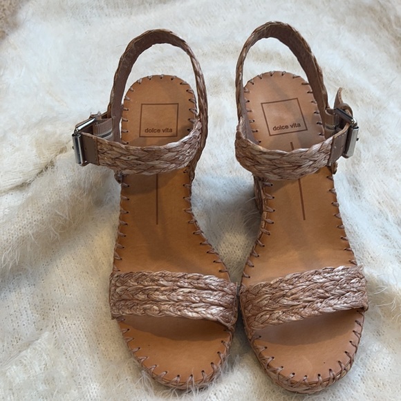 Wedges - Picture 2 of 6